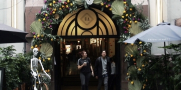 Mantiene economía mexicana ralentización hacia la recta final del año