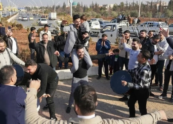 Congelan en Europa solicitudes de asilo de migrantes sirios