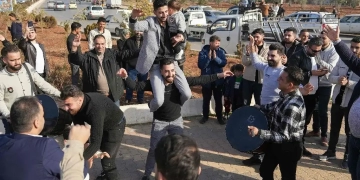 Congelan en Europa solicitudes de asilo de migrantes sirios