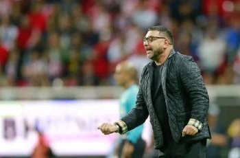 Toluca despide a su DT luego de eliminación en torneo