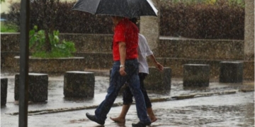 Prevén un ambiente fresco con lluvias ligeras para este viernes en Tabasco
