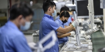 Por tercera ocasión, cae el personal ocupado en manufacturas