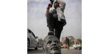 Festejan miles el fin de 50 años de gobierno de la familia Assad en Siria