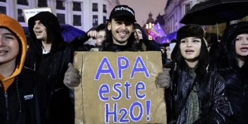 Acudirá Rumanía a elecciones legislativas entre el auge ultranacionalista