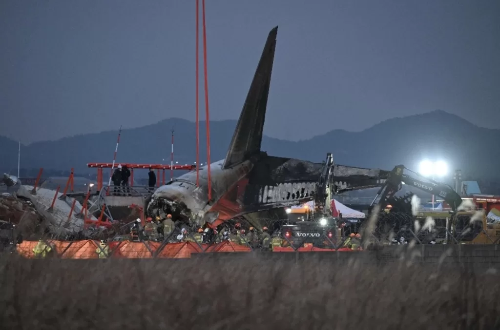 Asistirá Seúl a familias de víctimas del accidente aéreo de Muan