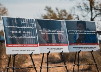 Lanza Texas carteles intimidatorios en México para disuadir a migrantes