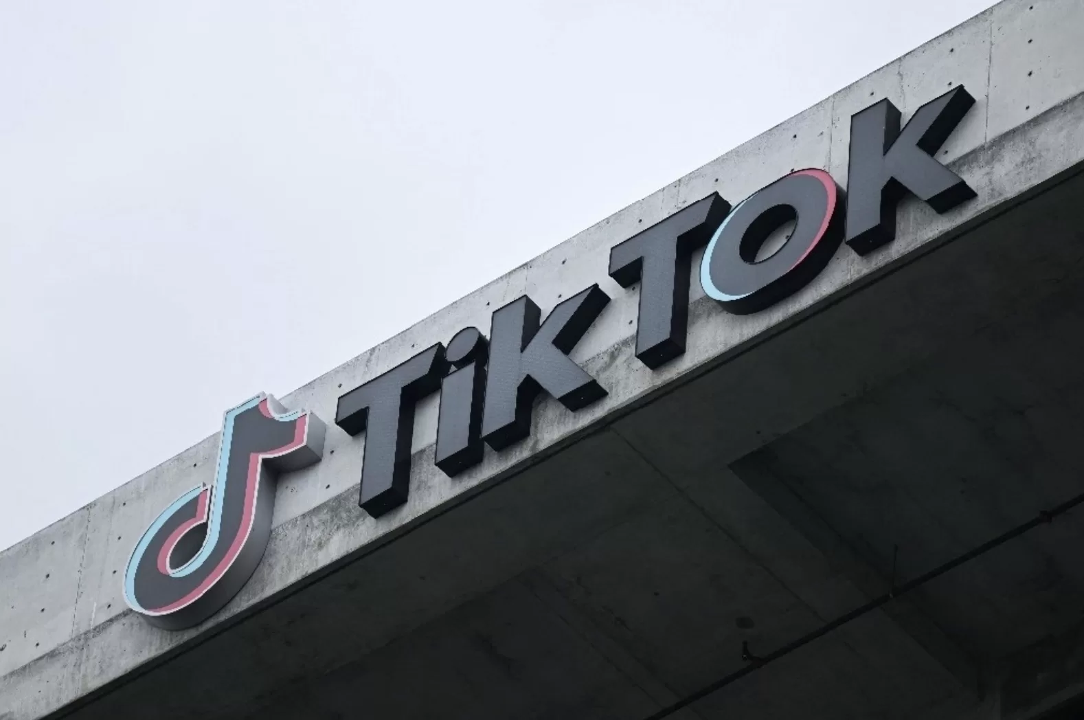 Evaluará Corte Suprema la ley que podría prohibir TikTok en EE.UU.
