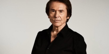 El cantante Raphael le detectan un linfoma cerebral