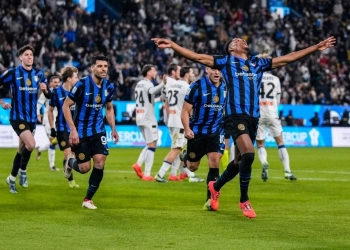 Dumfries envía al Inter de Milán a la final de la Supercopa de Italia