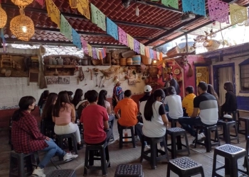 "Menos balas y más arte", lema de Teatro Pallevar, proyecto de Benjamín Martínez