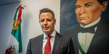 Alejandro Murat expresa respaldo a reforma del Infonavit