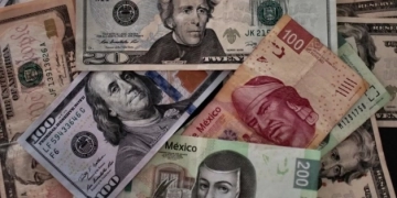 El peso mexicano rebota; opera en 0.39 % frente al dólar