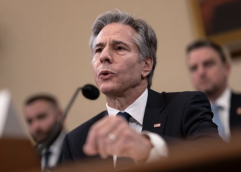 Llega Secretario de Estado de EE.UU. a Corea del Sur en plena crisis política