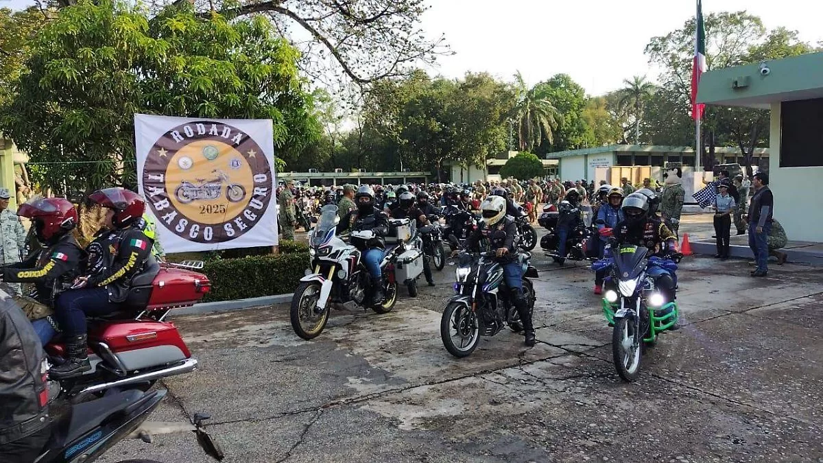 Llevan a cabo rodada motociclista ‘Tabasco Seguro 2025’