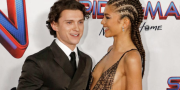 Revela Tom Holland detalle especial hacia Zendaya en su marca de cervezas "Bero"